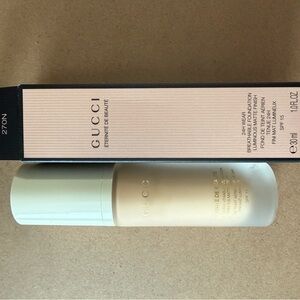 Gucci Éternité De Beauté Matte Longwear Foundation - fair medium SOLD
